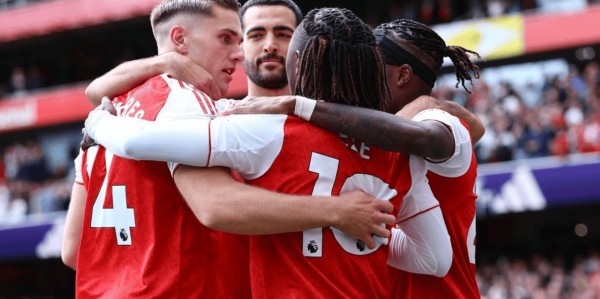 两大新援包揽进球，6000万球星梅开二度，彻底征服阿森纳球迷