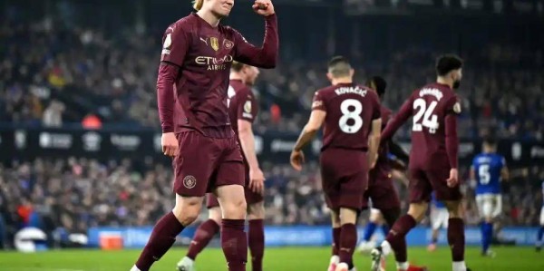 6-0大胜，拉什福德一记传中，把曼联旧将的标签撕得粉碎