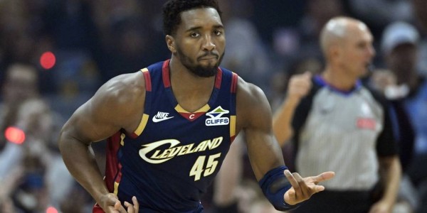 米切尔46+4+8阿伦24+10莫布利23分 骑士胜76人