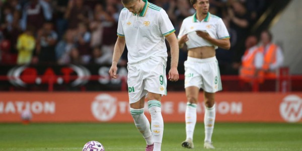 足球友谊赛：阿斯顿维拉vs罗马
        
    足球友谊赛：阿斯顿维拉vs罗马