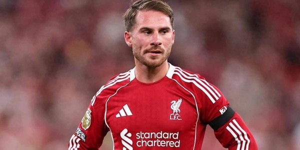 一瘸一拐了好一阵——伯恩利赛后，斯洛特透露麦卡利斯特伤情